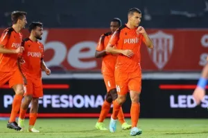 Καρμιώτισσα - Απόλλωνας: Μπλόκο και νέα γκέλα! (φώτος)