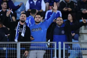Παφίτες και Ανορθωσιάτες στο "Σ. Κυριακίδης" (φωτορεπορτάζ)