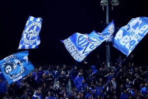 Μέρα Πέμπτη; "Φούλαρε" το "Σ. Κυριακίδης"! (φώτος)