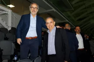 (ΦΩΤΟΣ/ΒΙΝΤΕΟΣ) Μεγάλη μέρα για τη Λεμεσό - Εγκαινιάστηκε το νέο γήπεδο/Εκεί το kerkida