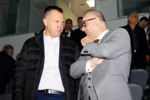 (ΦΩΤΟΣ/ΒΙΝΤΕΟΣ) Μεγάλη μέρα για τη Λεμεσό - Εγκαινιάστηκε το νέο γήπεδο/Εκεί το kerkida