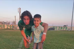 Μεγάλη νίκη 3-2 για την ΑΕΖ