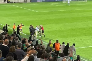 ΚΟΚΚΙΝΗ στο 14' ο Γιανέφσκι! (Φώτος)