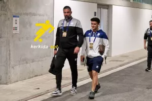 Ο μεγάλος, από κοντά... τον μικρό!