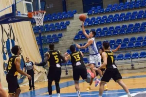 “Free Agent” o Ζντράβιτς