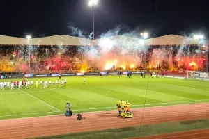 Εντυπωσιακή υποδοχή/ Έκαναν... τη νύχτα - μέρα! (Φώτος/Βίντεο)