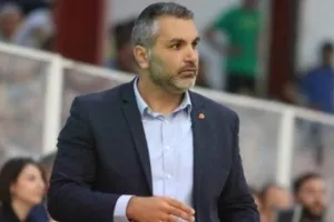 CB: Ο νέος... προπονητής της ΑΕΚ