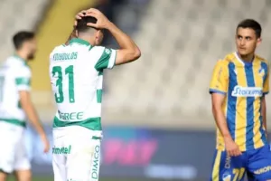 Τάσος για Ομόνοια: "Έκαναν προπόνηση 15 παίκτες, έπαιξε σημαντικό ρόλο"