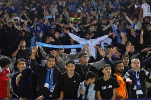 Δωρεάν κασκόλ στους Παφίτες που πάνε Λάρνακα! 