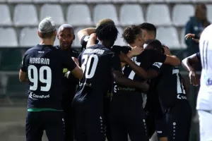 Δόξα - Άρης: Διπλό, 2η θέση και στο -2 απ' την κορυφή! (Φώτος)