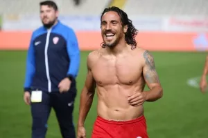 Ολυμπιακός -Νέα Σαλαμίνα: Διπλό, ανάσα και... άλμα! (Φώτος)