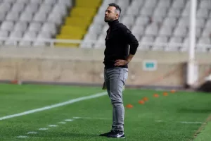 Ολυμπιακός -Νέα Σαλαμίνα: Διπλό, ανάσα και... άλμα! (Φώτος)
