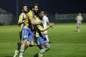 Δόξα - ΑΠΟΕΛ: Πέμπτη σερί νίκη με... κλασικό Μαρκίνιος! (Φώτος)