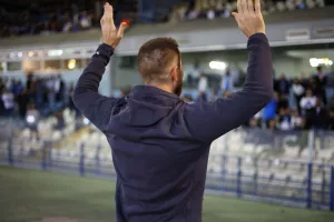 Το "Νο.200" στον Ρομπέρζ και αποθέωση! (βίντεο/φώτος)