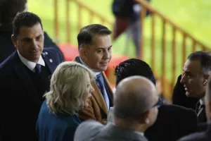 (ΦΩΤΟΣ/ΒΙΝΤΕΟΣ) Μεγάλη μέρα για τη Λεμεσό - Εγκαινιάστηκε το νέο γήπεδο/Εκεί το kerkida
