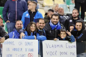 Θέλουν... Χαμάς και Βα!