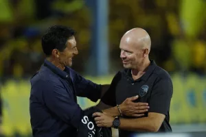 ΑΕΛ - Πάφος FC: Το... τρένο του Μπεργκ δεν σταμάτησε ούτε στη Λεμεσό! (φώτος)
