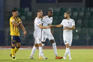 ΑΕΛ - Πάφος FC: Το... τρένο του Μπεργκ δεν σταμάτησε ούτε στη Λεμεσό! (φώτος)