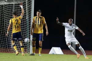 ΑΕΛ - Πάφος FC: Το... τρένο του Μπεργκ δεν σταμάτησε ούτε στη Λεμεσό! (φώτος)