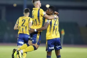 ΑΕΛ - Πάφος FC: Το... τρένο του Μπεργκ δεν σταμάτησε ούτε στη Λεμεσό! (φώτος)