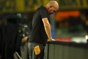 ΑΕΛ - Πάφος FC: Το... τρένο του Μπεργκ δεν σταμάτησε ούτε στη Λεμεσό! (φώτος)