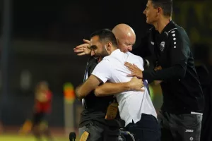 ΑΕΛ - Πάφος FC: Το... τρένο του Μπεργκ δεν σταμάτησε ούτε στη Λεμεσό! (φώτος)