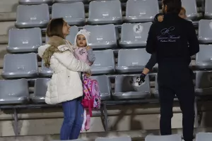 (Φωτορεπορτάζ) Ο κόσμος στο "Στέλιος Κυριακίδης" 