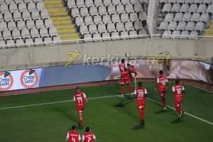 ΦΩΤΟΣ/To 1-0 του Ντορεγκαράι και ο πανηγυρισμός... καράτε στο σημαιάκι!