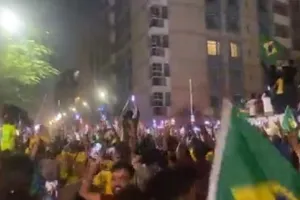 Στο Κατάρ η Βραζιλία, χαμός στο ξενοδοχείο! (βίντεο) 
