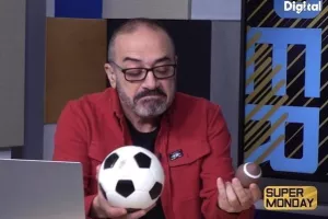 Soccer ή football;