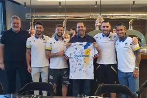 AΠΟΕΛ: Γεύμα στο At Centaur's