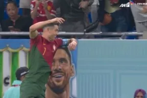 Πανηγύρισε με «siu» μπροστά από πανό του Μέσι!
