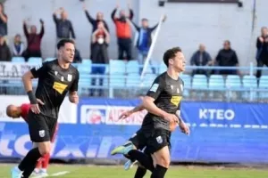 Ντε Βινσέντι: "Αφιερώνω το γκολ στη γυναίκα μου και τον γιο μου γιατί περάσαμε μία πάρα πολύ δύσκολη εβδομάδα"