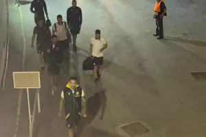 Στο ΓΣΠ με Μπλουμ-Κονσταντίνοφ η αποστολή του ΑΠΟΕΛ (φώτος)