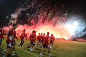 «Ντόπες» από 5.000 οπαδούς του Ολυμπιακού!