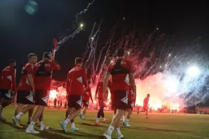 «Ντόπες» από 5.000 οπαδούς του Ολυμπιακού!