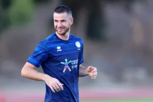Παραμένει εκτός ο Ρομπέρζ - Έξω και ο Λαΐφης 