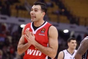 Ολυμπιακός: Ενοχλήσεις ο Σλούκας
