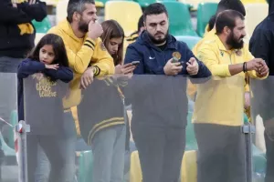 (Φωτορεπορτάζ) Ο κόσμος στην ΑΡΕΝΑ