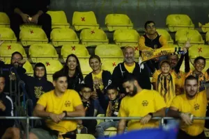 (Φωτορεπορτάζ) Ο κόσμος στο Τσίρειο