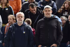 (Φωτορεπορτάζ) Ο κόσμος στο ΑΠΟΕΛ - Ομόνοια