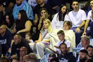 (Φωτορεπορτάζ) Ο κόσμος στο Τσίρειο