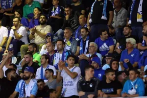 (Φωτορεπορτάζ) Ο κόσμος στο Τσίρειο