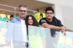 (Φωτορεπορτάζ) Ο κόσμος στην ΑΡΕΝΑ