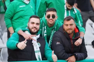 (Φωτορεπορτάζ) Ο κόσμος στο ΑΠΟΕΛ - Ομόνοια