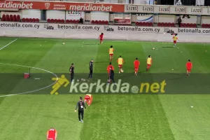 Η εντεκάδα της Νέας Σαλαμίνας