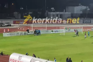 "Έσπασε το ρόδι" ο Ντιγκινί (ΦΩΤΟΣ)