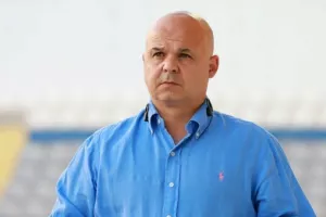 Βγαίνει... μπροστά ο Χαμπουλλάς/ Ενημέρωση για την διάσκεψη