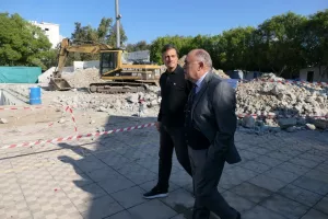 Επίσκεψη Ανδρέα Μιχαηλίδη στο Δημοτικό Κολυμβητήριο Λευκωσίας