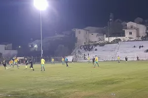 Τρίποντο κορυφής για ΑΕΚ Καλαβασού